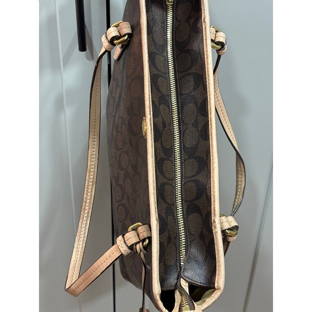 COACH Signature File Crossbody Light Khaki/ Chalk / Black F58285 - Picture 7 of 9